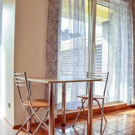 1 Bedroom Cozy In Kołobrzeg