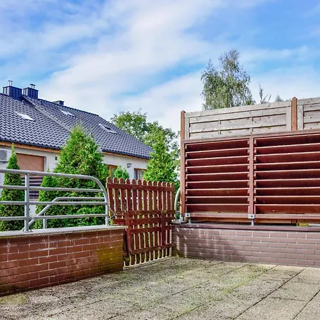 1 Bedroom Cozy In Kołobrzeg