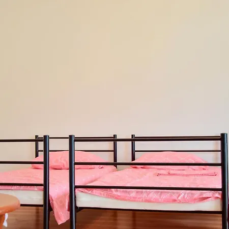 1 Bedroom Amazing In Дом отдыха
